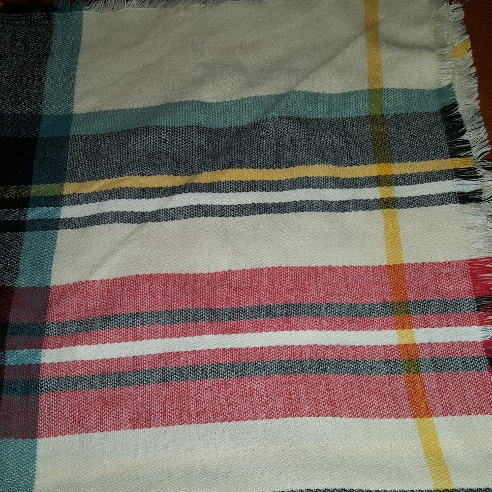 Long scarf
